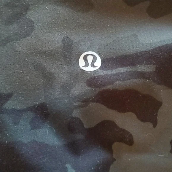 SOLD Sz 8 Lulu Align Leggings Full Length 28" Incognito Camo Multi Gator Green. - Picture 7 of 10